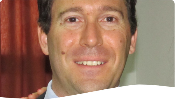 Licenciado en Economía. Magíster en Gestión Integrada de los Recursos Hídricos. Magíster en Economía. Doctor en Desarrollo Sostenible y Ordenamiento Territorial. Investigador Senior del Instituto Nacional del Agua de Argentina. Docente de grado y posgrado en universidades argentinas y extranjeras.